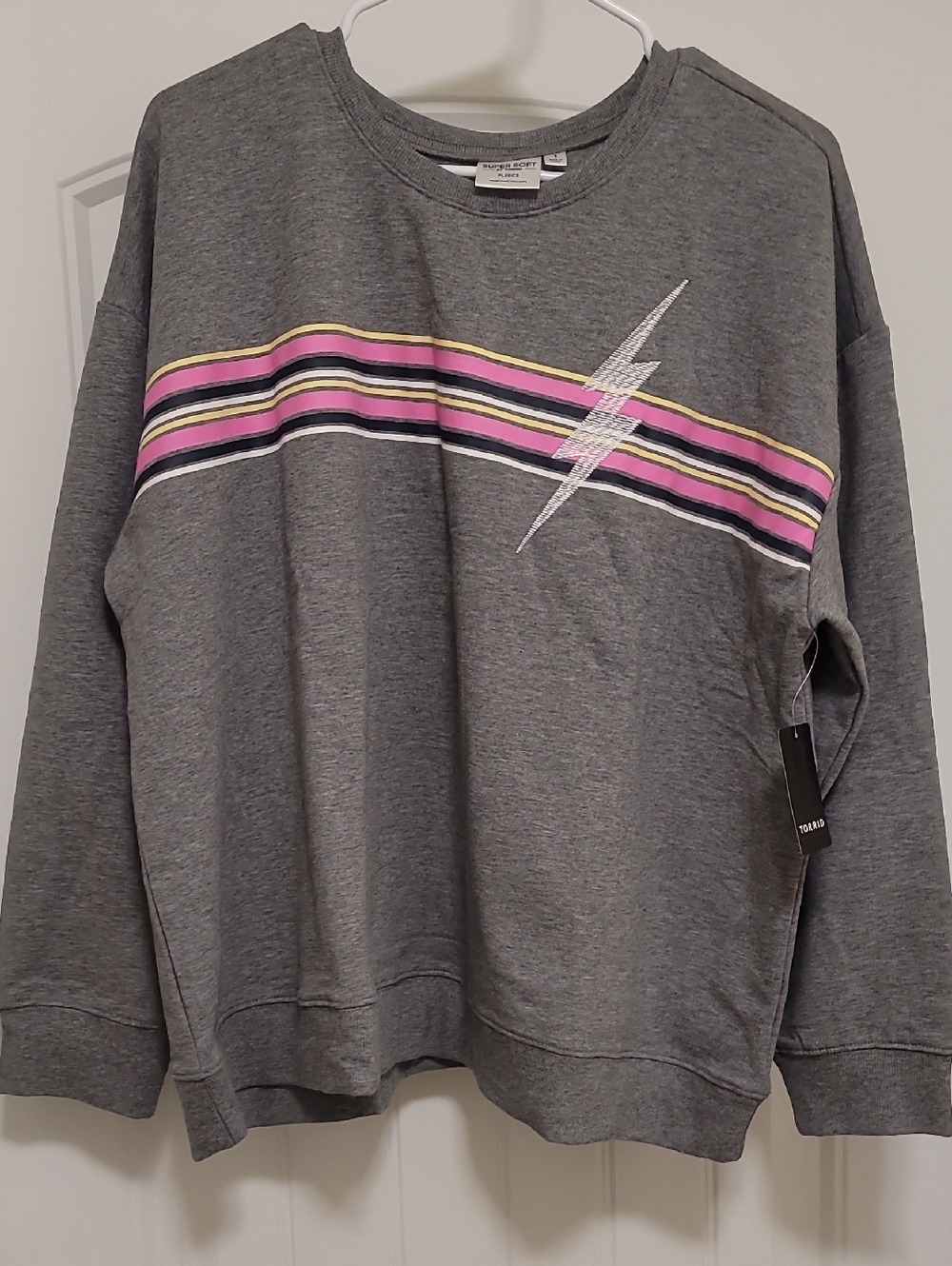 torrid Super Soft Fleece Sweatshirt In Gray & Pink